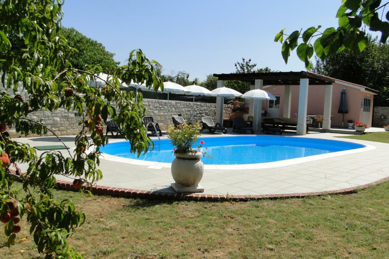 אומאג Apartments Villa Maran מראה חיצוני תמונה