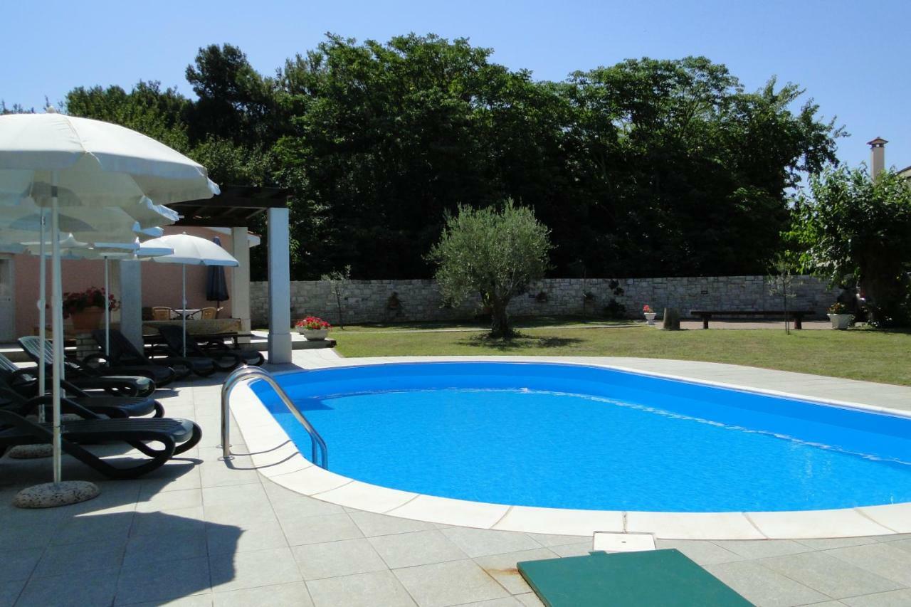 אומאג Apartments Villa Maran מראה חיצוני תמונה